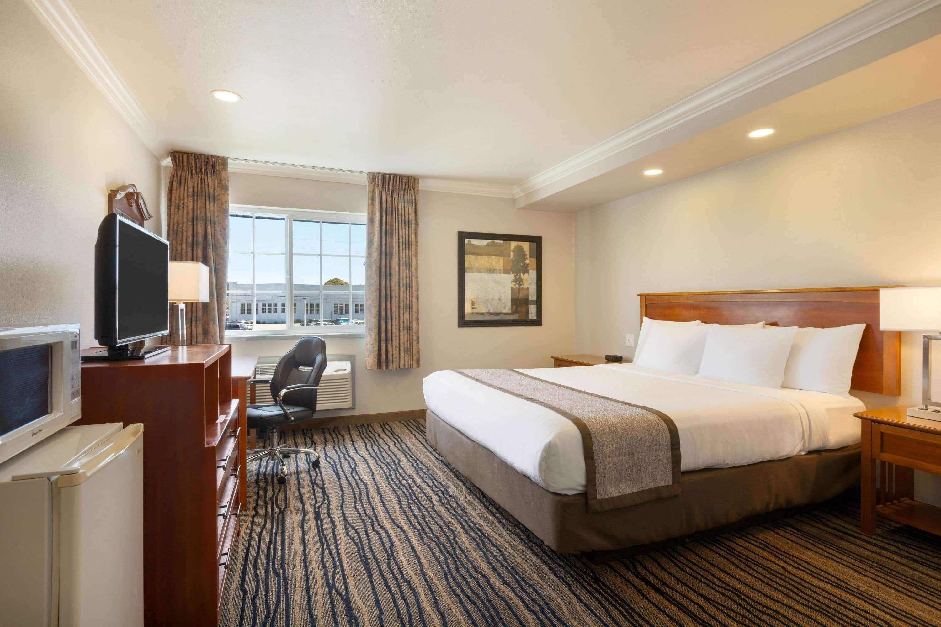 Days Inn By Wyndham Eureka Ca Εξωτερικό φωτογραφία
